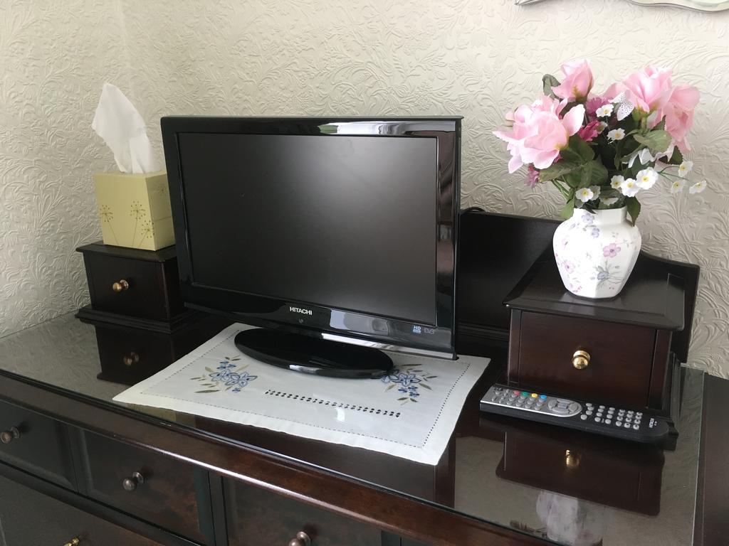 Bron Orme Private Hotel Ландъндо Екстериор снимка